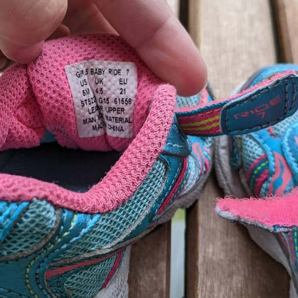 Saucony Sneaker Girls' Baby Ride Shoe (Toddler/Little Kid) * size 5 * blue - Picture 9 of 9